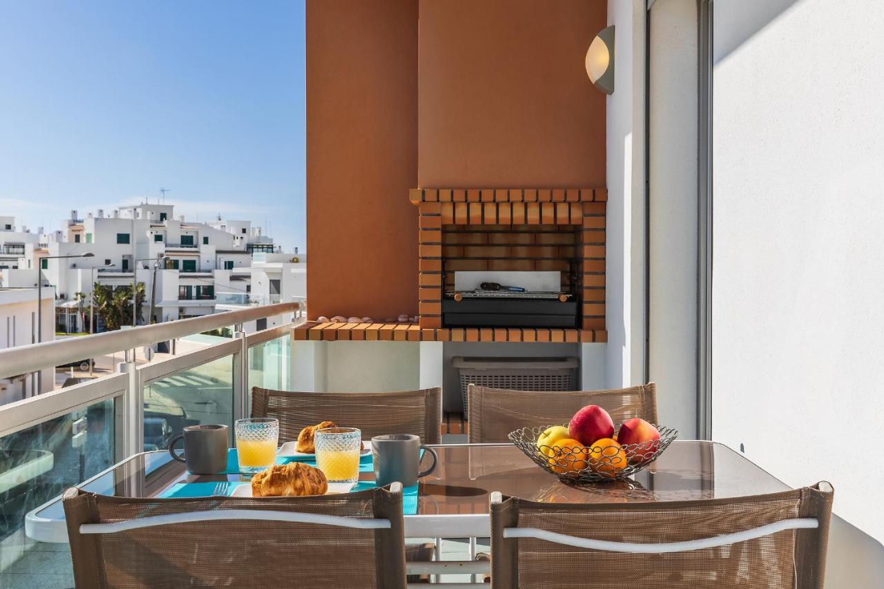 Apartamento Michel Sea View Algarve อัลบูเฟรา ภายนอก รูปภาพ
